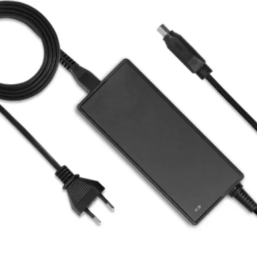 Test LEICKE Chargeur Vélo Electrique 42V 2A : un remplaçant compact pour les batteries Fischer